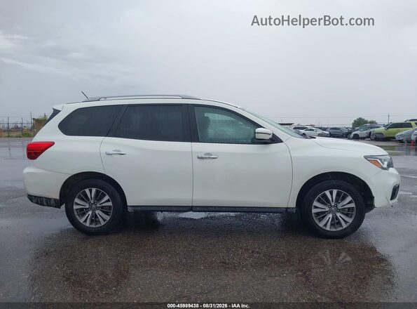 5N1DR2MN1JC668572 2018 NISSAN PATHFINDER White Widok wnętrza z tyłu