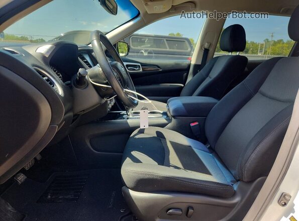 5N1DR2MN2HC600923 2017 NISSAN PATHFINDER White Вид салону спереду