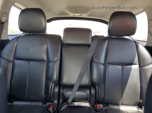 5N1DR2MN2KC605546 2019 NISSAN PATHFINDER Gray Widok tylnych siedzeń