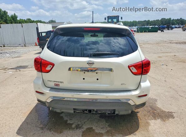 5N1DR2MN3HC661312 2017 NISSAN PATHFINDER White Rear view