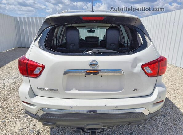 5N1DR2MN3JC610558 2018 NISSAN PATHFINDER Белый Вид сзади