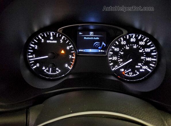 5N1DR2MN3KC646865 2019 NISSAN PATHFINDER Gray Vista del cuadro de instrumentos