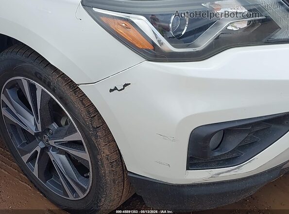 5N1DR2MN4HC675672 2017 NISSAN PATHFINDER Белый Вид спереди