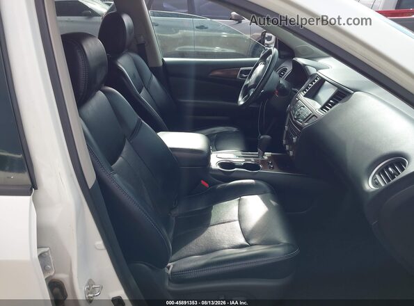 5N1DR2MN4HC675672 2017 NISSAN PATHFINDER Белый Вид салона спереди