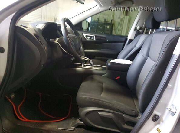 5N1DR2MN4KC628567 2019 NISSAN PATHFINDER Серебряный Вид салона спереди