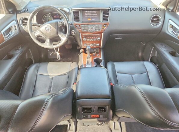 5N1DR2MN5HC638226 2017 NISSAN PATHFINDER Черный Вид панели приборов