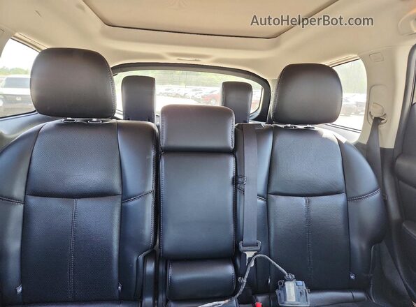 5N1DR2MN5HC638226 2017 NISSAN PATHFINDER Черный Вид задних сидений