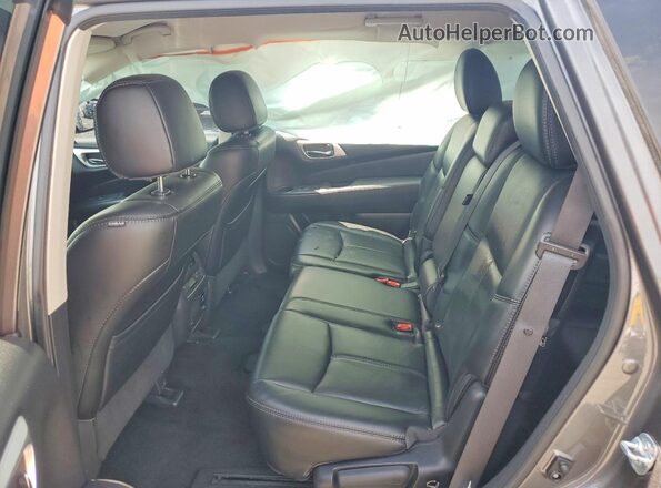 5N1DR2MN5HC646391 2017 NISSAN PATHFINDER Gray უკანა სალონის ხედი