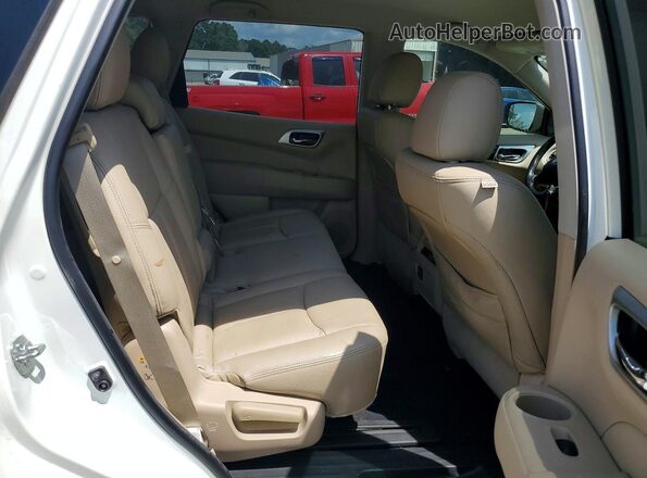 5N1DR2MN5JC655338 2018 NISSAN PATHFINDER White Widok wnętrza z tyłu