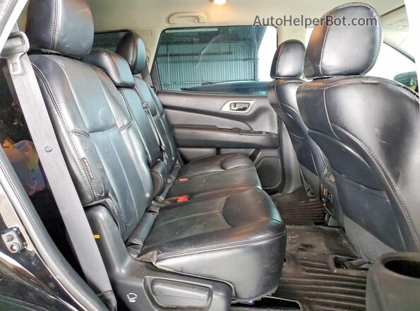 5N1DR2MN5JC663617 2018 NISSAN PATHFINDER Black Rear interior view