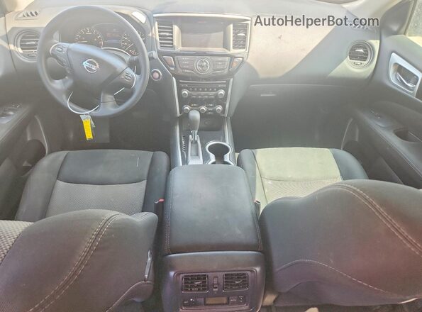 5N1DR2MN6HC674247 2017 NISSAN PATHFINDER Silver Widok zestawu wskaźników