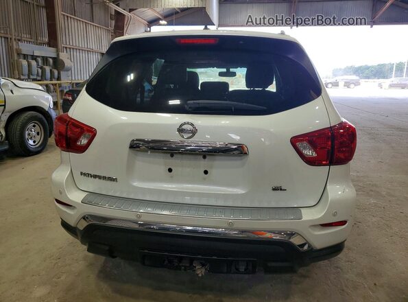 5N1DR2MN6JC644252 2018 NISSAN PATHFINDER White Հետևի տեսք