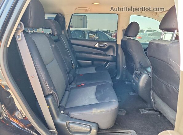 5N1DR2MN6KC620499 2019 NISSAN PATHFINDER Black Widok wnętrza z tyłu