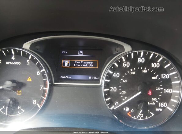 5N1DR2MN7HC608399 2017 NISSAN PATHFINDER Maroon 