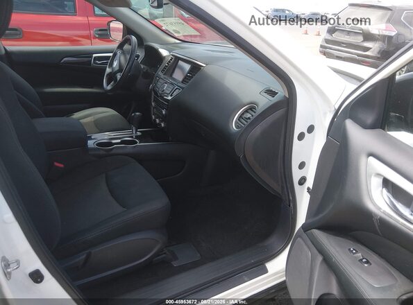 5N1DR2MN7HC619483 2017 NISSAN PATHFINDER White Вид салону спереду