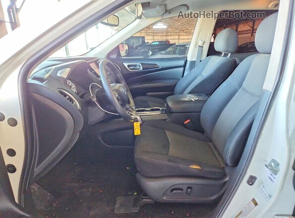 5N1DR2MN7JC625970 2018 NISSAN PATHFINDER White Front interior view
