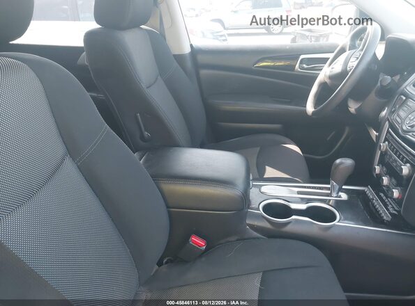 5N1DR2MN7JC637701 2018 NISSAN PATHFINDER Maroon Vista interior delantera