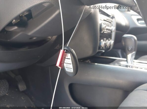 5N1DR2MN8HC614499 2017 NISSAN PATHFINDER Silver Vista del salpicadero