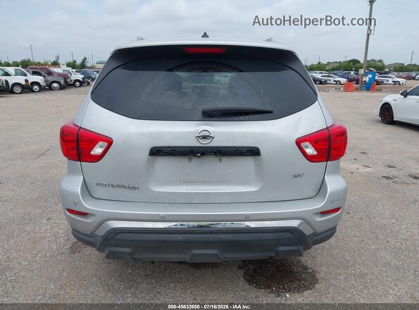 5N1DR2MN8HC614499 2017 NISSAN PATHFINDER Silver 