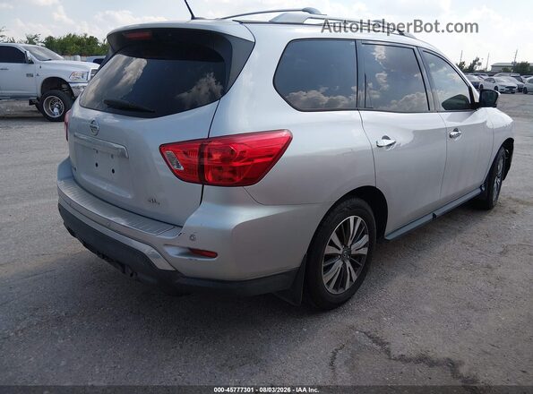 5N1DR2MN8HC641198 2017 NISSAN PATHFINDER Серебряный Задняя правая четверть