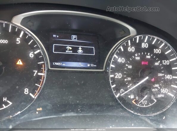 5N1DR2MN8HC641198 2017 NISSAN PATHFINDER Серебряный Вид задних сидений