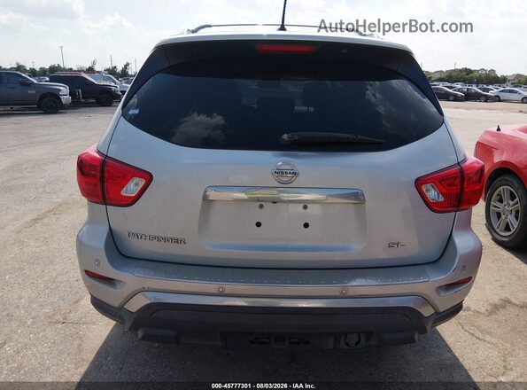 5N1DR2MN8HC641198 2017 NISSAN PATHFINDER Серебряный 