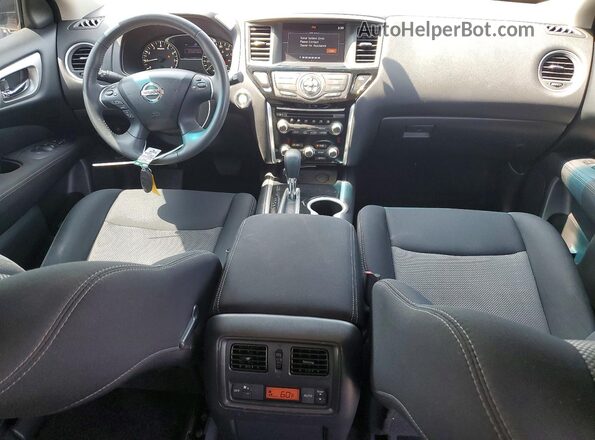 5N1DR2MN8HC692331 2017 NISSAN PATHFINDER Серый Вид панели приборов