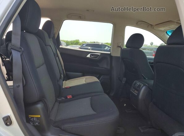 5N1DR2MN8HC692331 2017 NISSAN PATHFINDER Серый Вид задней части салона