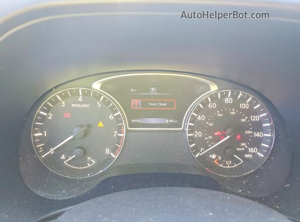 5N1DR2MN9HC664070 2017 NISSAN PATHFINDER Silver Սարքավորումների վահանակի տեսք