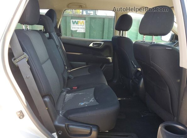 5N1DR2MN9HC664070 2017 NISSAN PATHFINDER Silver Սալոնի հետևի տեսք