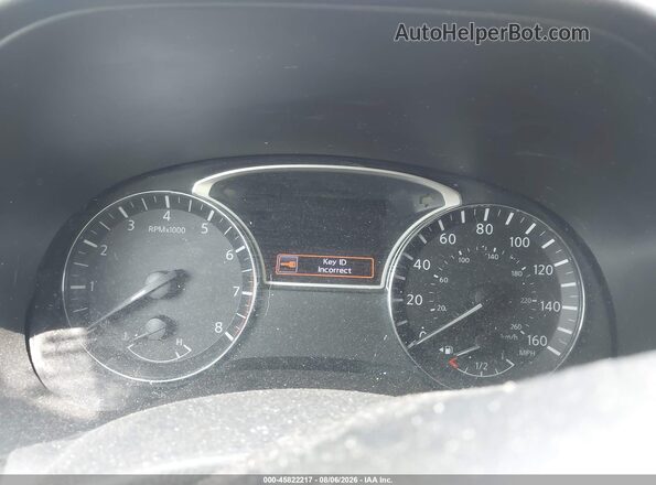 5N1DR2MNXHC604069 2017 NISSAN PATHFINDER Black Widok tylnych siedzeń