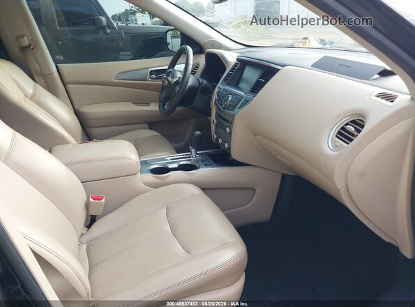 5N1DR2MNXHC660061 2017 NISSAN PATHFINDER Черный Вид салона спереди