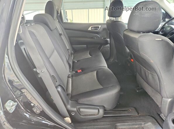 5N1DR2MNXJC632718 2018 NISSAN PATHFINDER Black Widok wnętrza z tyłu