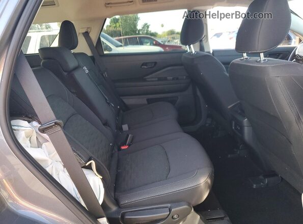 5N1DR3AA9SC229371 2025 NISSAN PATHFINDER Gray Вид задньої частини салону