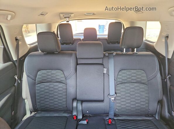 5N1DR3BA0RC258976 2024 NISSAN PATHFINDER Silver Vista de los asientos traseros