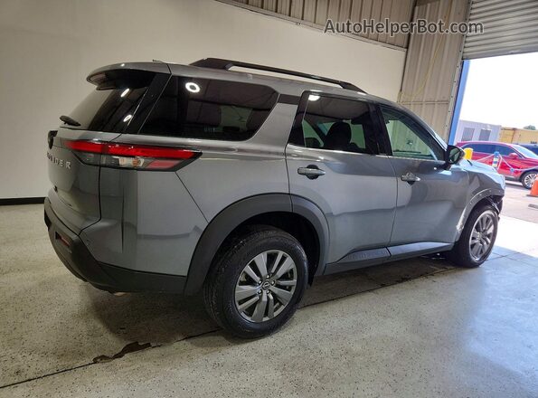 5N1DR3BA0SC256702 2025 NISSAN PATHFINDER Серый Задняя правая четверть