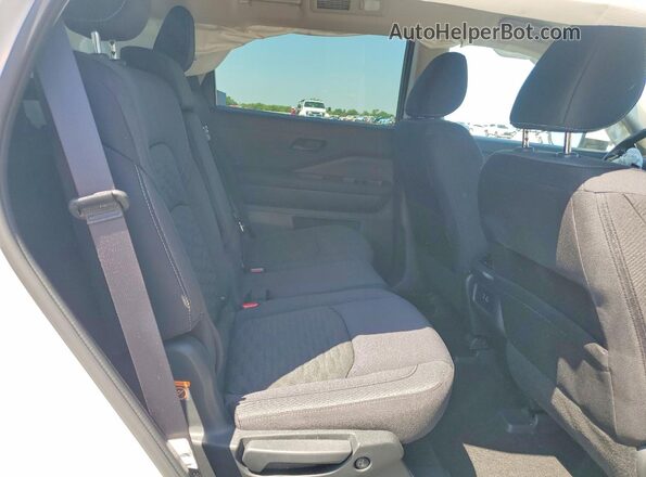 5N1DR3BA2RC274998 2024 NISSAN PATHFINDER White Вид задніх сидінь