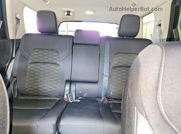 5N1DR3BA5RC227061 2024 NISSAN PATHFINDER White Հետևի նստատեղերի տեսք