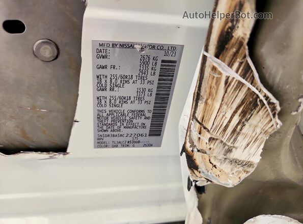 5N1DR3BA5RC227061 2024 NISSAN PATHFINDER White Սալոնի 360 աստիճան տեսք