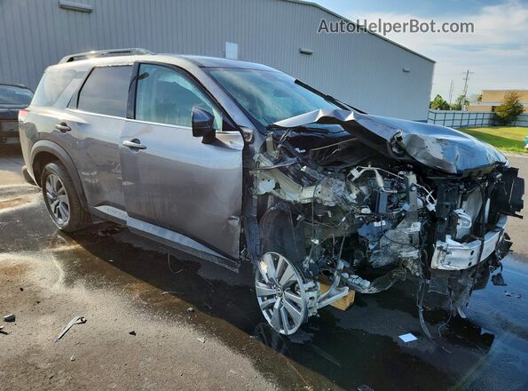 5N1DR3BA6SC230072 2025 NISSAN PATHFINDER Gray Przód prawy