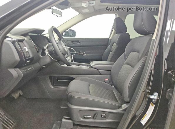 5N1DR3BB6SC310559 2025 NISSAN PATHFINDER Черный Вид салона спереди