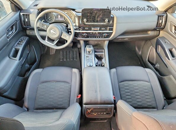 5N1DR3BC6SC250291 2025 NISSAN PATHFINDER Черный Вид панели приборов