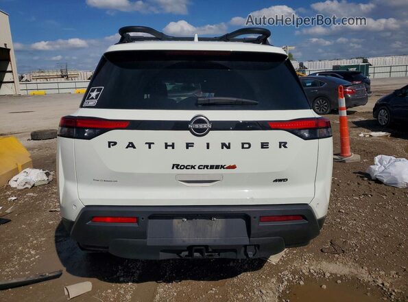 5N1DR3BD1PC271596 2023 NISSAN PATHFINDER White Rear view