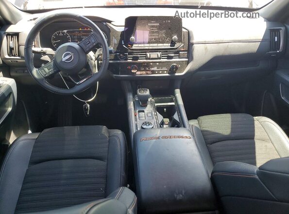 5N1DR3BD5SC259928 2025 NISSAN PATHFINDER Black Vista del salpicadero