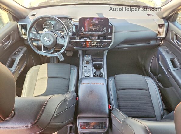 5N1DR3BD6PC264563 2023 NISSAN PATHFINDER Белый Вид панели приборов
