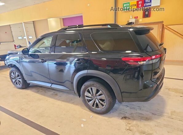 5N1DR3BE0TC257563 2026 NISSAN PATHFINDER Black Trasero izquierdo