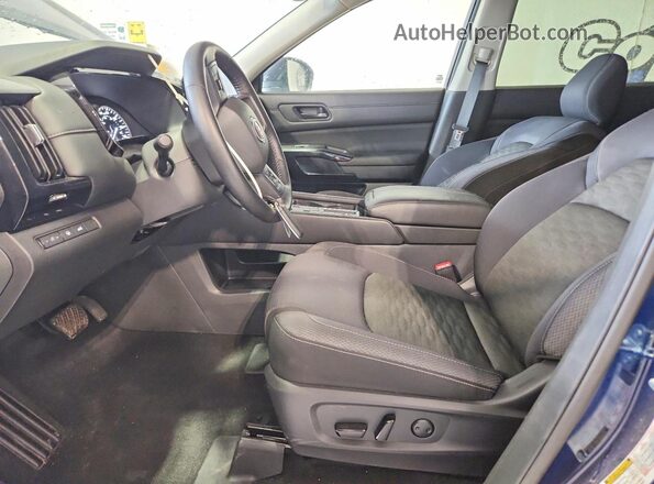 5N1DR3BS0TC209972 2026 NISSAN PATHFINDER Blue Widok wnętrza z przodu
