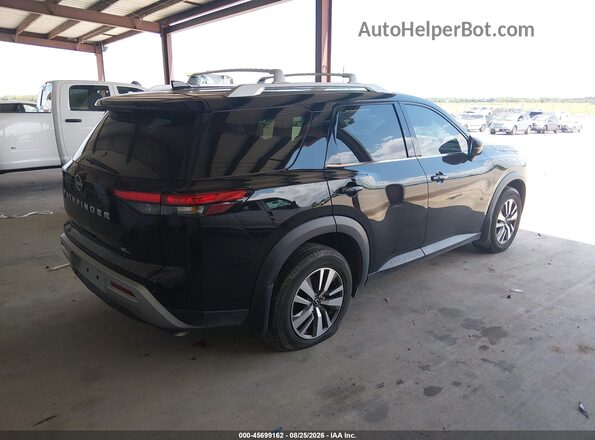 5N1DR3CA5NC209796 2022 NISSAN PATHFINDER Черный Задняя правая четверть