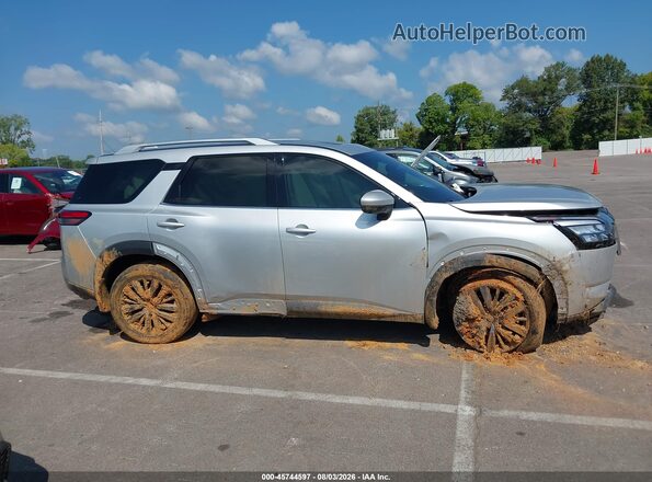 5N1DR3CB2SC217388 2025 NISSAN PATHFINDER Silver Vista interior trasera