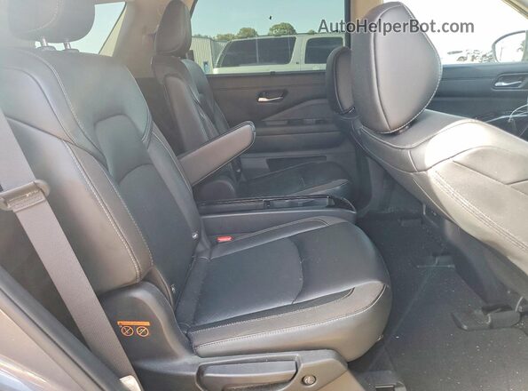 5N1DR3CB5PC275180 2023 NISSAN PATHFINDER Серый Вид задней части салона